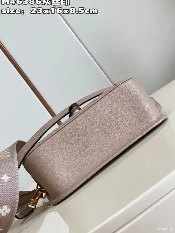 Nano Diane LOUIS VUITTON 0628